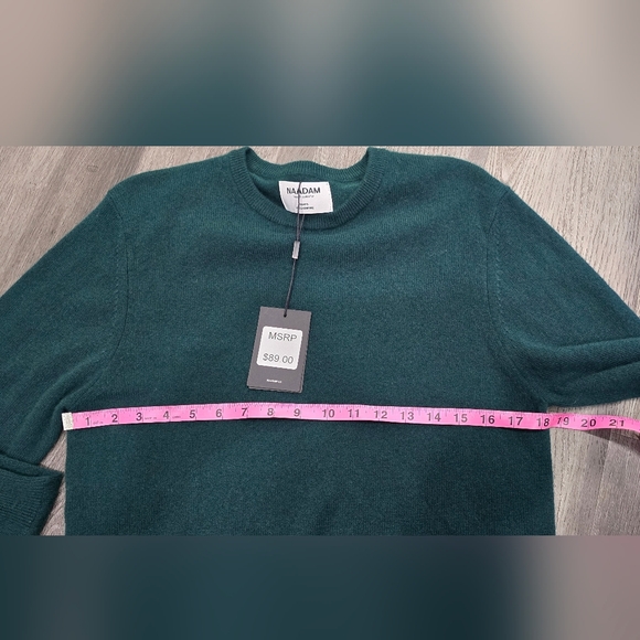 NWT NAADAM 100% Cashmere Crewneck Sweater – Pine Green – Size XS - Picture 7 of 7